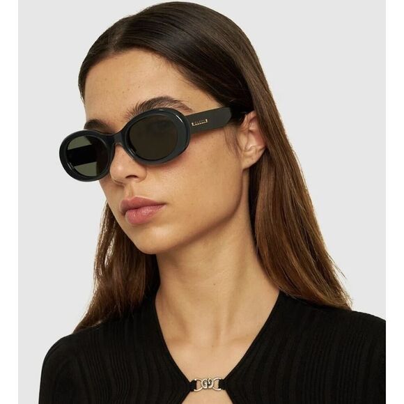 GUCCI ブラックサングラス 中古・古着通販】GUCCI (グッチ) サングラス ブラック サイズ:59